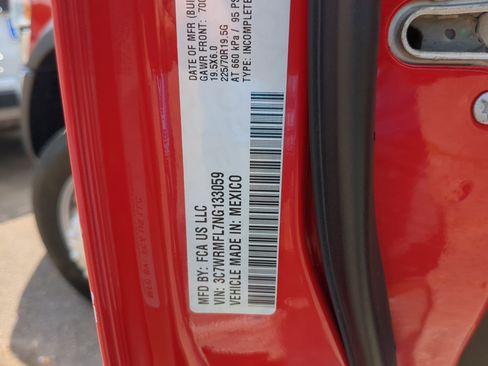 Used 2022 RAM 5500 Tradesman w/ Chrome Appearance Group RWD image 25