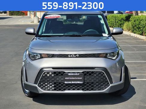 Used 2025 Kia Soul LX image 3
