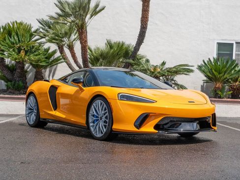 New 2026 McLaren GTS RWD image 32