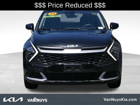 Used 2025 Kia Sportage LX FWD image 35