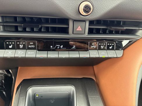 New 2026 Toyota Crown Signia image 22