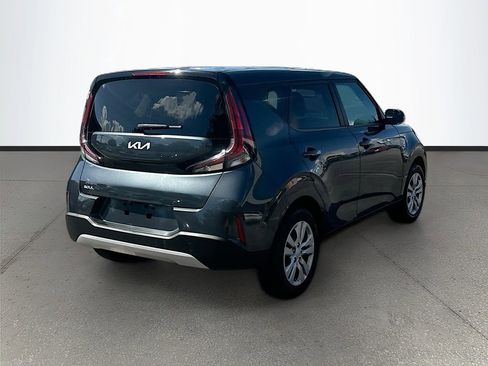 Used 2023 Kia Soul LX FWD image 7