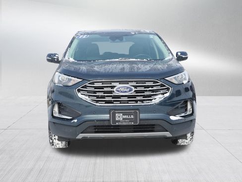Used 2022 Ford Edge Titanium image 2