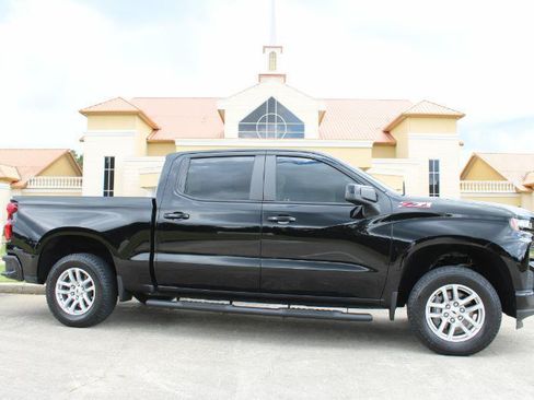 Used 2021 Chevrolet Silverado 1500 RST AWD/4WD image 3