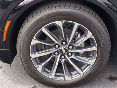 New 2026 Cadillac Lyriq Sport RWD image 32