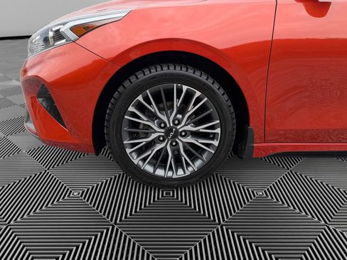 Used 2023 Kia Forte GT-Line w/ GT-Line Premium Package image 9