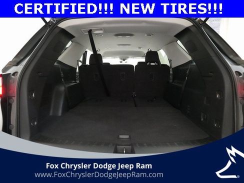 Used 2021 Chevrolet Traverse LS image 10