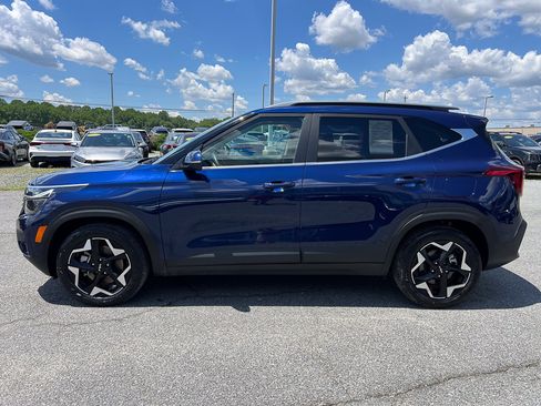 Used 2024 Kia Seltos EX AWD/4WD image 17