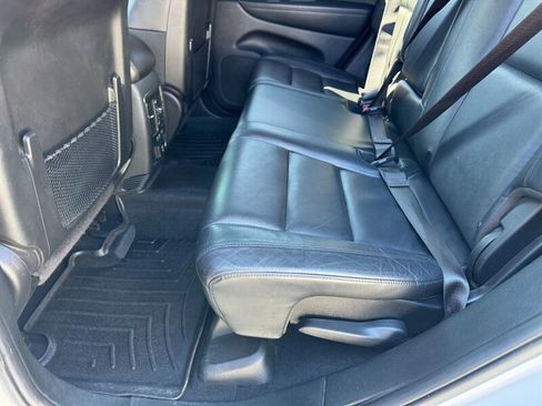 Used 2019 Jeep Grand Cherokee Limited image 32