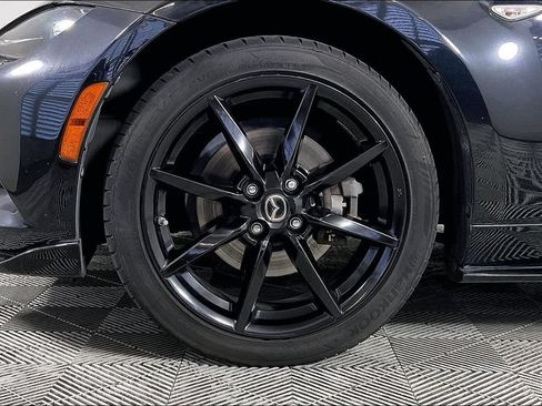 Used 2020 MAZDA MX-5 Miata RF Club RWD image 8