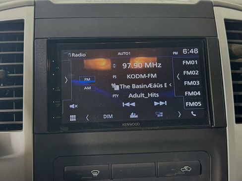 Used 2016 Nissan Frontier SV image 14