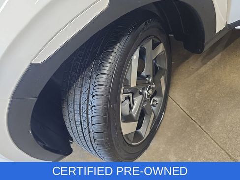 Certified 2026 Hyundai Venue SEL FWD image 33
