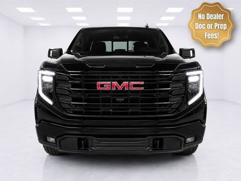 Used 2025 GMC Sierra 1500 Elevation w/ Elevation Premium Package AWD/4WD image 2