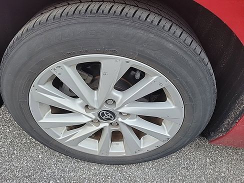 Used 2024 Toyota Camry LE image 6