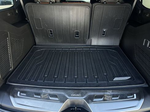 Used 2023 GMC Yukon XL Denali Ultimate image 26