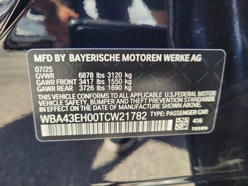 Used 2026 BMW 750e xDrive image 19