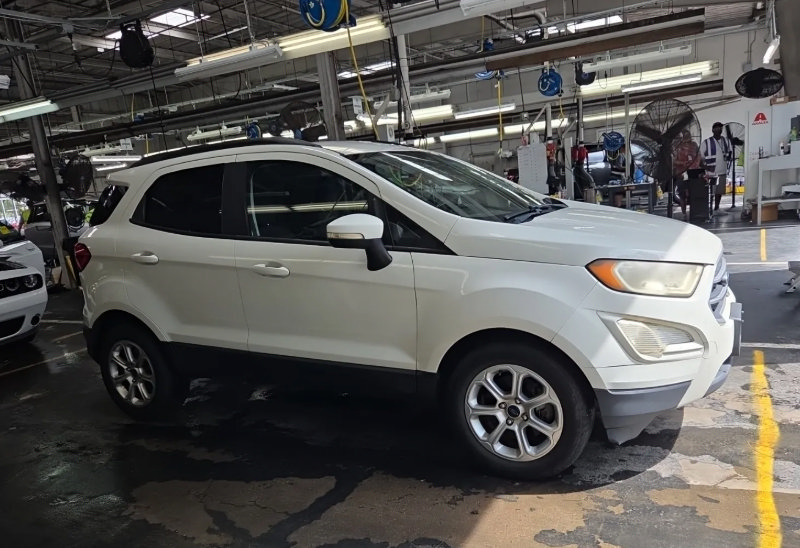 Used 2019 Ford EcoSport SE w/ SE Convenience Package FWD image 2