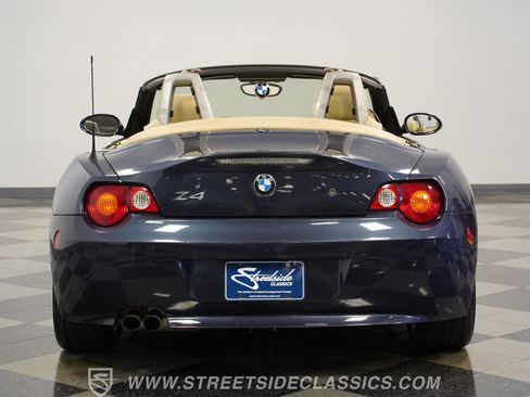Used 2003 BMW Z4 3.0i image 10
