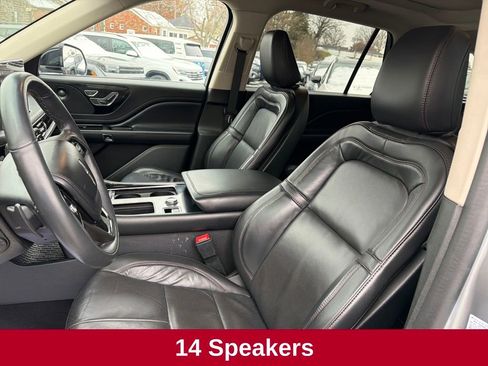 Used 2024 Lincoln Aviator Reserve image 11
