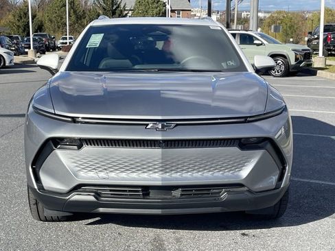 New 2026 Chevrolet Equinox EV LT w/ LPO, Tech Bronze Package image 2