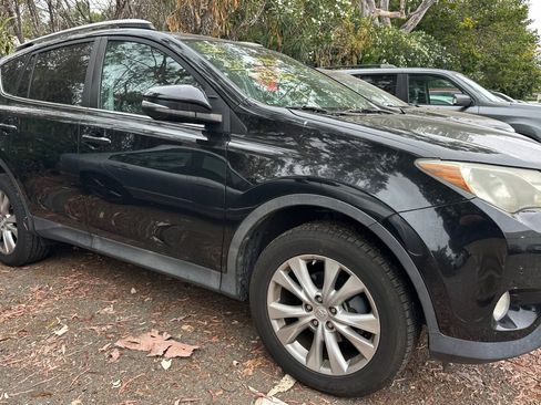 Used 2014 Toyota RAV4 Limited AWD/4WD image 4