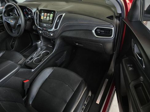 Used 2018 Chevrolet Equinox Premier FWD image 7