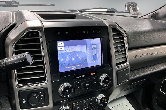 Used 2017 Ford F250 Platinum w/ Platinum Ultimate Package AWD/4WD image 16