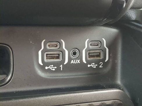 Used 2024 RAM 1500 Big Horn AWD/4WD image 26