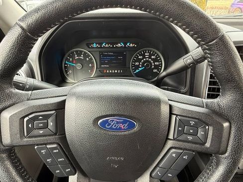 Used 2016 Ford F150 XLT w/ Equipment Group 302A Luxury image 17