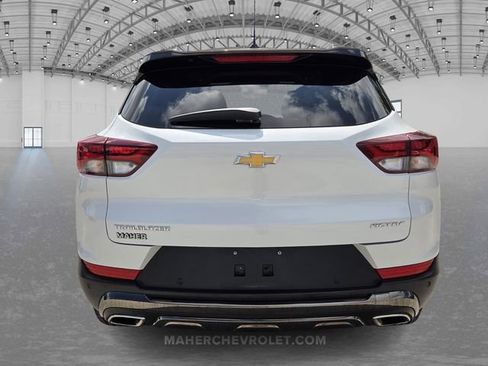 Used 2021 Chevrolet TrailBlazer ACTIV w/ Sun and Liftgate Package image 6