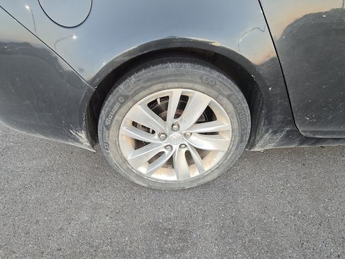 Used 2014 Buick Regal Premium FWD image 4