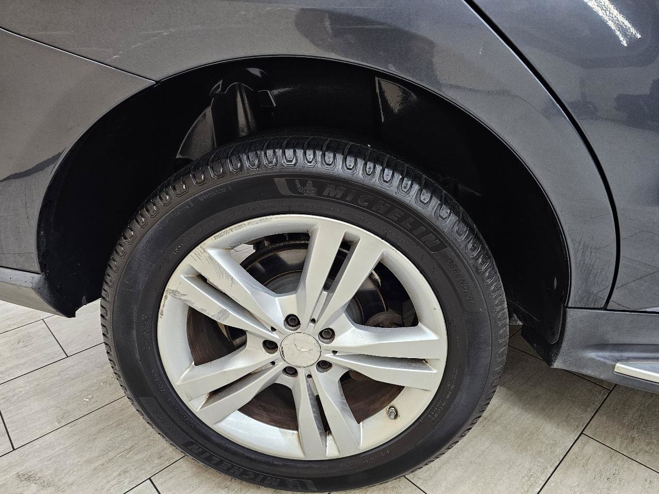 Used 2013 Mercedes-Benz ML 350 2WD image 40
