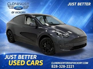 Used 2024 Tesla Model Y Long Range video 1
