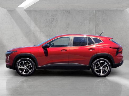 Used 2024 Chevrolet Trax RS FWD image 8