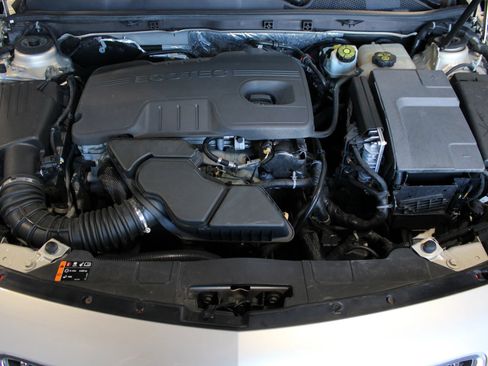 Used 2012 Buick Regal Leather FWD image 29