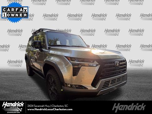Used 2024 Lexus GX 550 AWD/4WD image 1