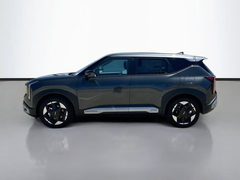 New 2027 Kia Seltos S FWD image 4