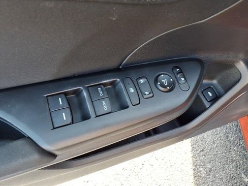 Used 2020 Honda Civic EX image 16