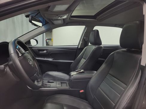 Used 2015 Toyota Camry XLE FWD image 15