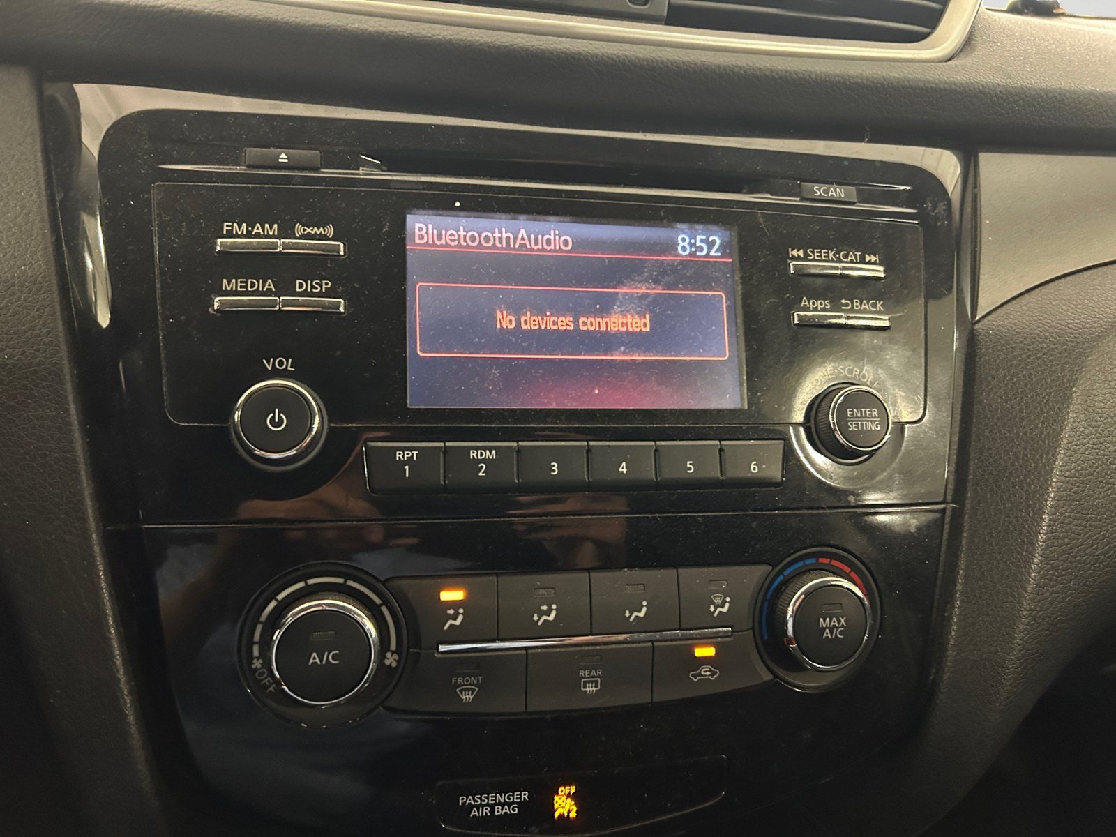 Used 2016 Nissan Rogue S FWD image 20