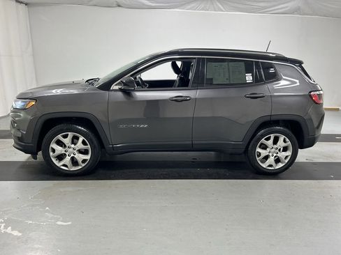 Used 2022 Jeep Compass Limited AWD/4WD image 6