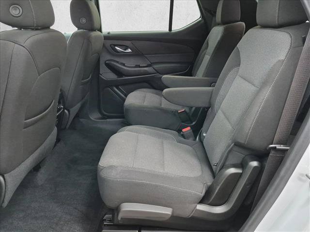 Used 2023 Chevrolet Traverse LT FWD image 13