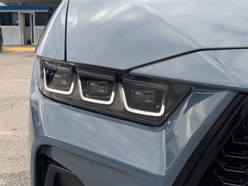 Used 2025 Ford Mustang GT Premium image 9