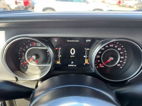Used 2022 Jeep Gladiator Mojave w/ LED Lighting Group AWD/4WD image 11