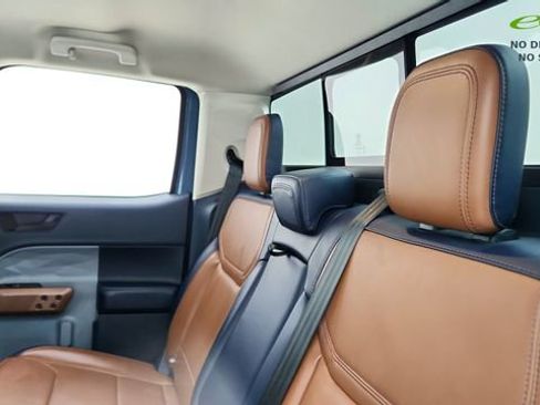 Used 2022 Ford Maverick Lariat image 30