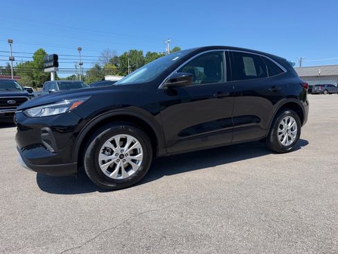 Used 2024 Ford Escape Active w/ Tech Pack #2 AWD/4WD image 8
