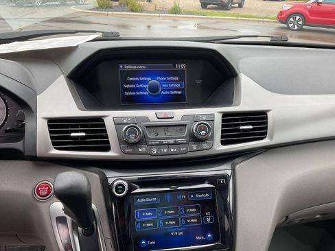 Used 2016 Honda Odyssey EX-L image 20