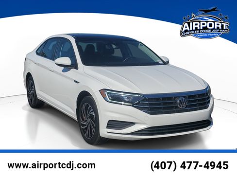 Used 2021 Volkswagen Jetta SEL FWD image 1