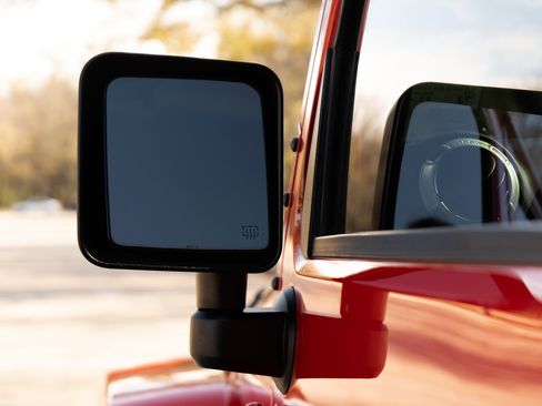 Used 2017 Jeep Wrangler Unlimited Sahara w/ Max Tow Package image 12