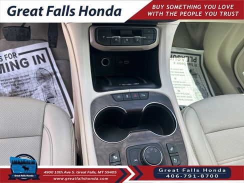 Used 2023 GMC Acadia Denali AWD/4WD image 16